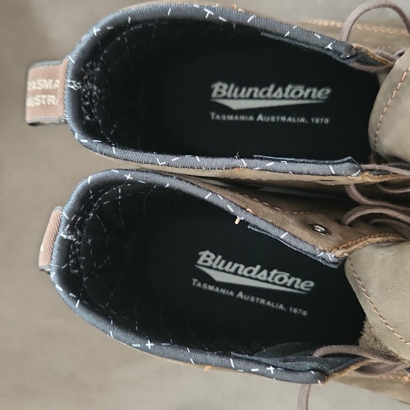 Blundstone Boots - Picture 6 of 9